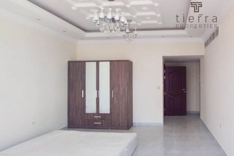 Vilë në Dubai Industrial Park, Emiratet e Bashkuara Arabe 4 dhoma gjumi, 355.7 m2. № 222171 - Foto 7