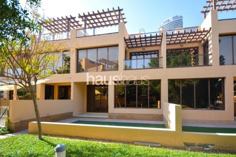 Townhouse în Jumeirah Islands, Dubai, EAU 4 dormitoare, 312 mp.  №626250