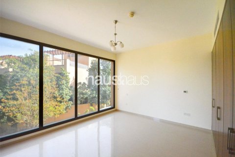 Maison de ville à vendre à Jumeirah Islands, Dubai, EAU 4 chambres, 312 m2 № 626250 - photo 12
