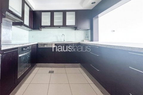 Apartment sa The Views, Dubai, UAE 1 silid-tulugan, 70 sq.m. № 625285 - larawan 5