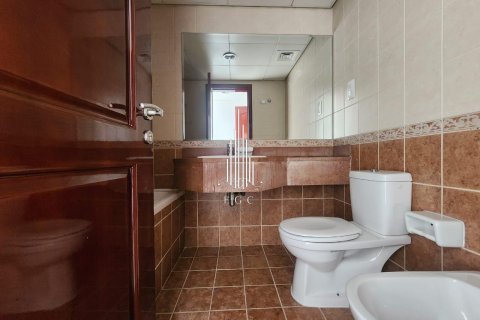 Villa itt: Abu Dhabi Gate City, EAE, 4 hálószoba, 326.9 m², azonosító: 481737 - fénykép 27