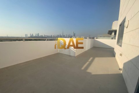 Edificio in vendita a Dubai, EAU 3716.1 mq. № 224820 - foto 11