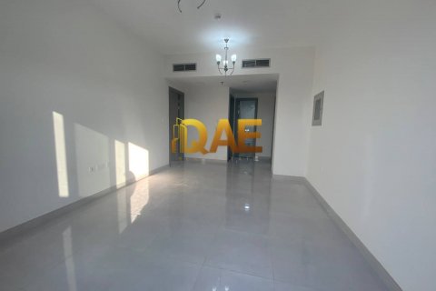Edificio in vendita a Dubai, EAU 3716.1 mq. № 224820 - foto 13