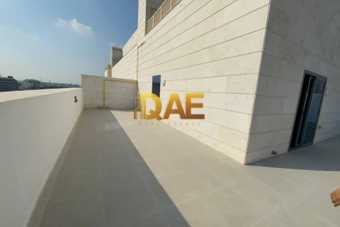 בניין ב Dubai, איחוד האמירויות 3716.1 מ