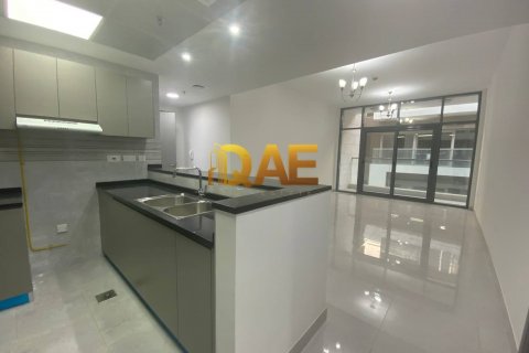 Edificio in vendita a Dubai, EAU 3716.1 mq. № 224820 - foto 25