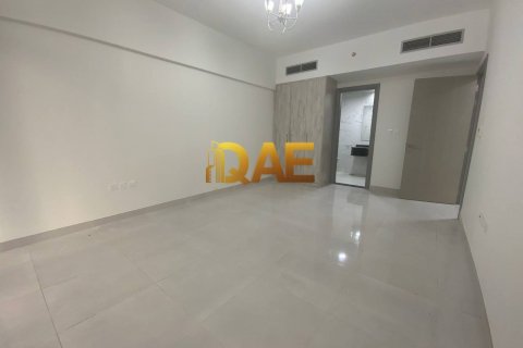 Edificio in vendita a Dubai, EAU 3716.1 mq. № 224820 - foto 5