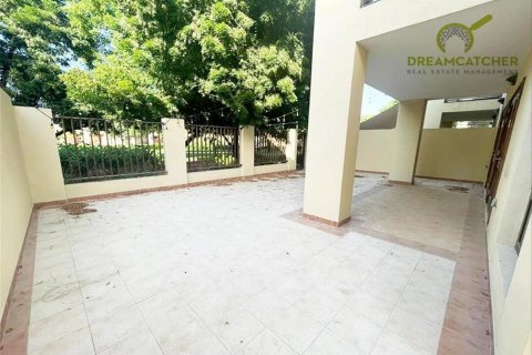 Villa till försäljning i Mina Al Arab, Ras Al Khaimah, UAE 3 sovrum, 301.9 kvm Nr. 454678 - fotografi 3