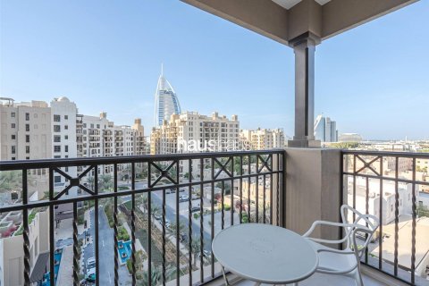 阿联酋 Dubai Umm Suqeim 公寓  2 卧, 137 平方米 , 编号 626560