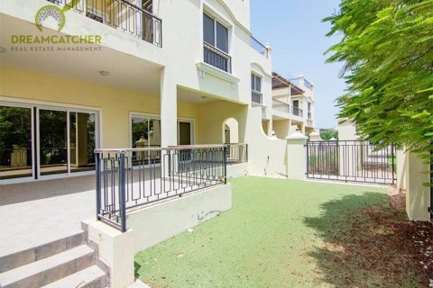 Townhouse de vânzare în Al Hamra Village, Ras Al Khaimah, EAU 4 dormitoare, 371.6 mp.  №454546 - poză 6