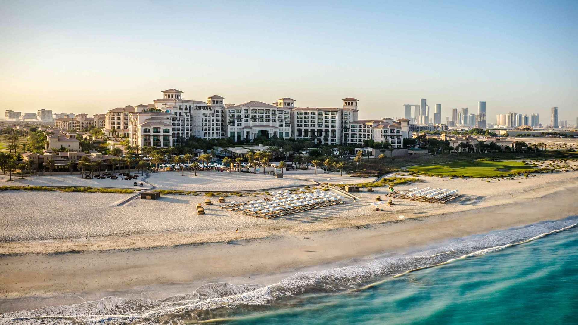 THE RESIDENCES AT ST. REGIS RESORT