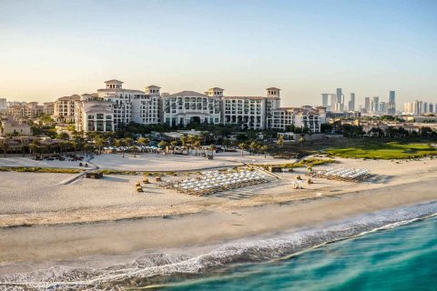Udviklingsprojekt THE RESIDENCES AT ST. REGIS RESORT i Saadiyat Island, Abu Dhabi, UAE № 119222