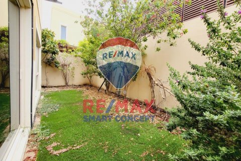 Villa til leje i Al Raha Gardens, Abu Dhabi, UAE 5 soveværelser, 585.3 kvm № 451430 - foto 5