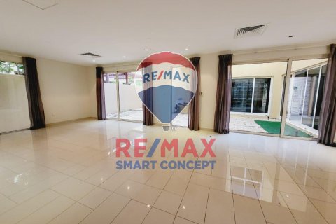 Villa til leje i Al Raha Gardens, Abu Dhabi, UAE 5 soveværelser, 585.3 kvm № 451430 - foto 15