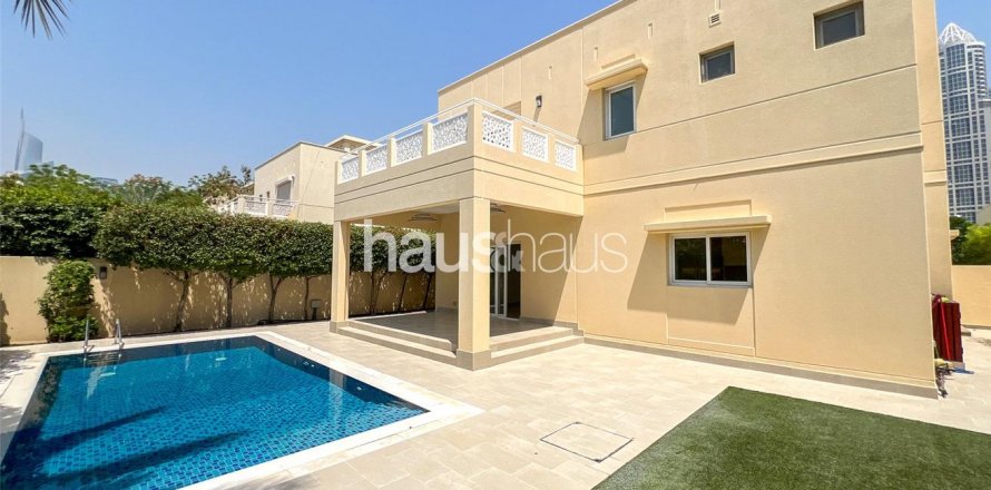Villa i Meadows, Dubai, UAE 4 sovrum, 373 kvm Nr. 626825