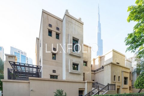Müüa korter asukohaga Downtown Dubai (Downtown Burj Dubai), AÜE: 3 magamistoaga, 352 m² Nr 627782 - pilt 29