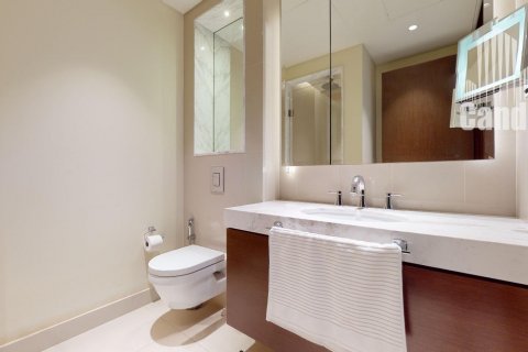 Apartamento en alquiler en Downtown Dubai (Downtown Burj Dubai), Dubai, EAU 2 dormitorios, 133.8 m2 № 577270 - foto 9