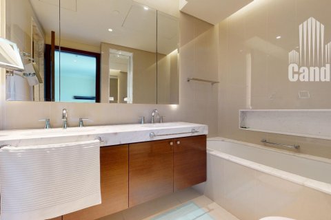 Apartamento en alquiler en Downtown Dubai (Downtown Burj Dubai), Dubai, EAU 2 dormitorios, 133.8 m2 № 577270 - foto 8