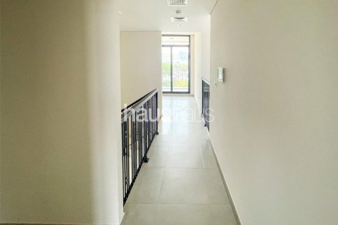 Māja Motor City, Dubaijā, AAE 4 istabas, 270 m2 Nr. 626777 - attēls 7