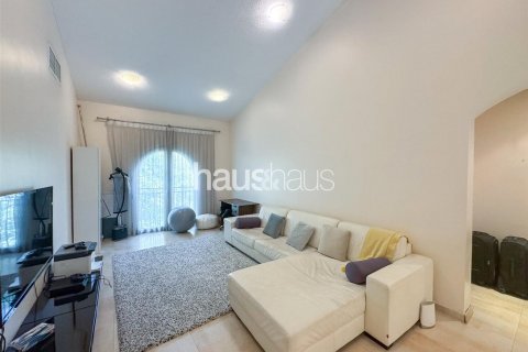 Vila v Dubai Investment Park, SAE 5 spální, 891 m2 č. 626755 - Fotografia 14