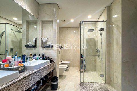 Vilë në Motor City, Dubai, Emiratet e Bashkuara Arabe 5 dhoma gjumi, 452 m2. № 626778 - Foto 13