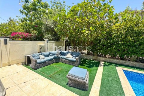 Vilë në Motor City, Dubai, Emiratet e Bashkuara Arabe 5 dhoma gjumi, 452 m2. № 626778 - Foto 9