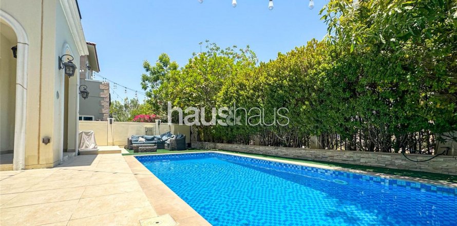 Vilë në Motor City, Dubai, Emiratet e Bashkuara Arabe 5 dhoma gjumi, 452 m2. № 626778