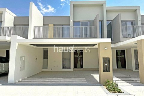 Tilal Al Ghaf, Dubai, UAE의 빌라 침실 3개, 140제곱미터 번호 625418