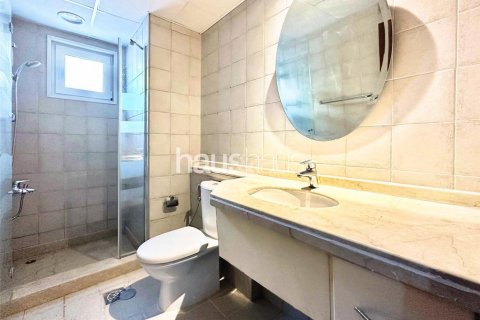 Vilë në Dubai Investment Park, Emiratet e Bashkuara Arabe 5 dhoma gjumi, 577 m2. № 625442 - Foto 13