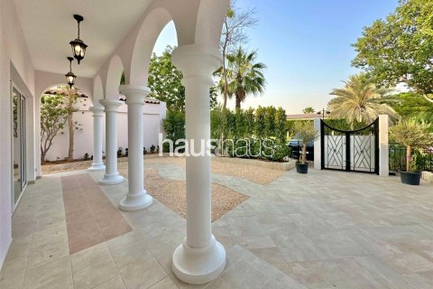 Vilë në Dubai Investment Park, Emiratet e Bashkuara Arabe 5 dhoma gjumi, 577 m2. № 625442 - Foto 22