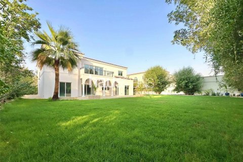 Vilë në Dubai Investment Park, Emiratet e Bashkuara Arabe 5 dhoma gjumi, 577 m2. № 625442 - Foto 23