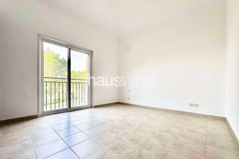 Vilë në Dubai Investment Park, Emiratet e Bashkuara Arabe 5 dhoma gjumi, 577 m2. № 625442 - Foto 18