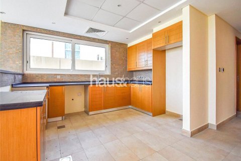 Вилла Jumeirah Park, Дубай, БАӘ-да 4 жатын бөлмелер, 386 м² № 625201 - фото 2