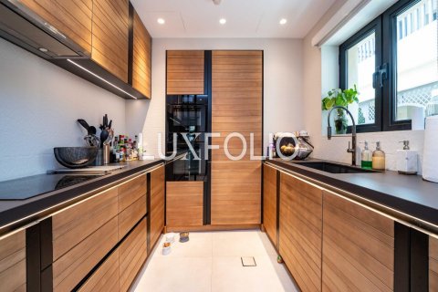 Apartmán v Downtown Dubai (Downtown Burj Dubai), SAE 2 spálne, 193 m2 č. 627780 - Fotografia 12
