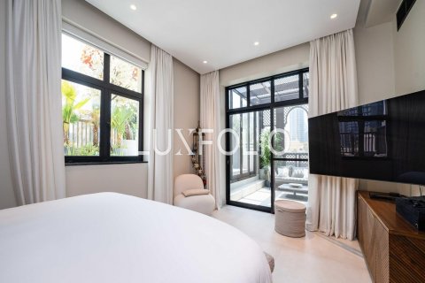 Apartmán v Downtown Dubai (Downtown Burj Dubai), SAE 2 spálne, 193 m2 č. 627780 - Fotografia 17