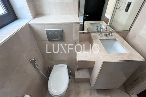 Apartment in Downtown Dubai (Downtown Burj Dubai), UAE 3 bedrooms, 355 sq.m. № 627778 - photo 29
