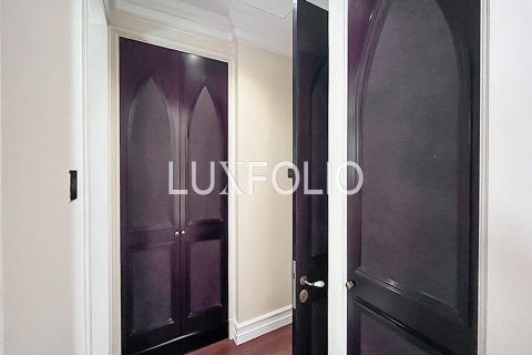 Apartment in Downtown Dubai (Downtown Burj Dubai), UAE 3 bedrooms, 355 sq.m. № 627778 - photo 27