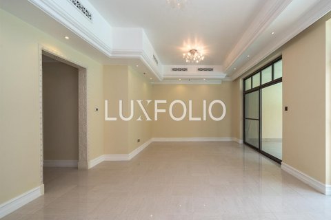 Apartment in Downtown Dubai (Downtown Burj Dubai), UAE 3 bedrooms, 355 sq.m. № 627778 - photo 5