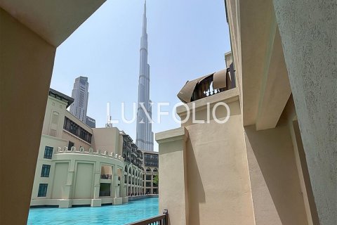 Apartment in Downtown Dubai (Downtown Burj Dubai), UAE 3 bedrooms, 355 sq.m. № 627778 - photo 30