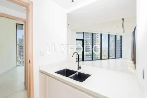 Apartman u Business Bay, Dubai, UAE 3 spavaćih soba, 194 m2 Br. 627868 - fotografija 2