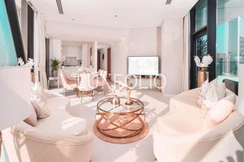 آپارتمان برای فروش در  Business Bay، Dubai، امارات متحده عربی  3 خوابه ، 211 متر مربع ، شماره 627869 - تصویر 2