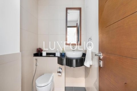 Business Bay, Dubai, UAE의 판매용 아파트 침실 1개, 71제곱미터 번호 627867 - 사진 11