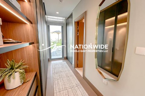 Vila u Abu Dhabi, UAE 7 spavaćih soba, 516 m2 Br. 595894 - fotografija 9