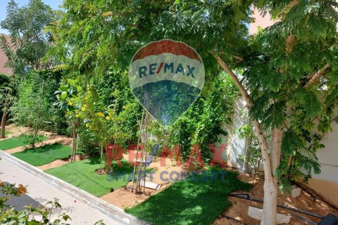 Vila u gradu Al Samha, Abu Dhabi, UAE 5 spavaće sobe, 285 m2 Br. 481697 - Slika 6