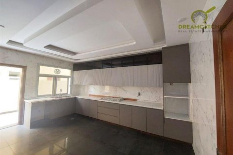 Willa na sprzedaż w Al Yasmeen, Ajman, ZEA 4 sypialnie, 306.6 mkw., nr 488998 - zdjęcie 3