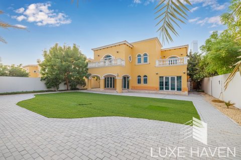 Vila di Jumeirah Park, Dubai, UAE 5 bilik tidur, 435.62 meter persegi № 372678