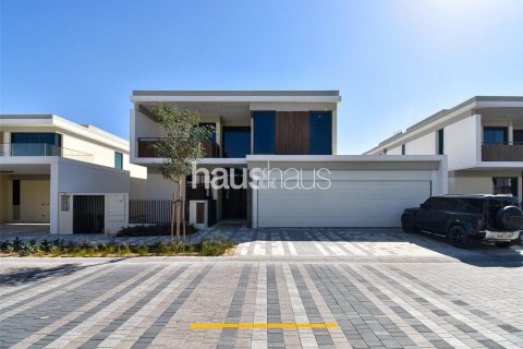 Villa in Tilal Al Ghaf, Dubai, UAE 5 bedrooms, 527 sq.m. № 625764
