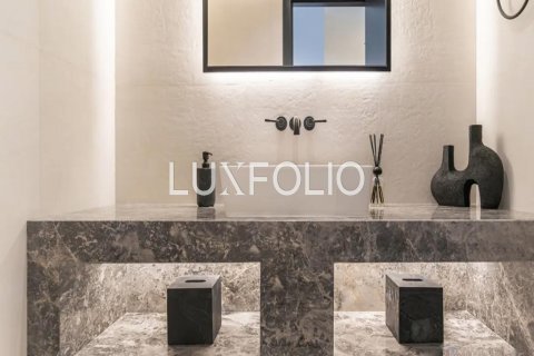 Dzīvoklis Dubai Marinajā, AAE 4 istabas, 224 m2 Nr. 627881 - attēls 18