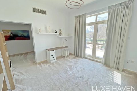 Villa te huur in Jumeirah Islands, Dubai, VAE 4 slaapkamers, 490.99 vr.m., nr 366854 - foto 10