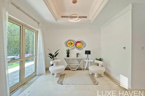 Villa te huur in Jumeirah Islands, Dubai, VAE 4 slaapkamers, 490.99 vr.m., nr 366854 - foto 11