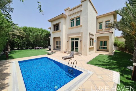 Villa te huur in Jumeirah Islands, Dubai, VAE 4 slaapkamers, 490.99 vr.m., nr 366854 - foto 3